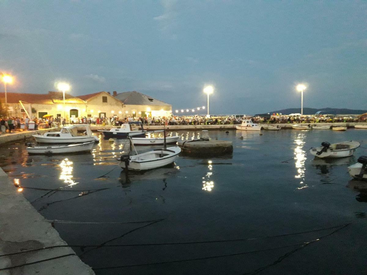 Pauli Daire Kastela Dış mekan fotoğraf